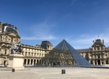 La Pyramide vide
